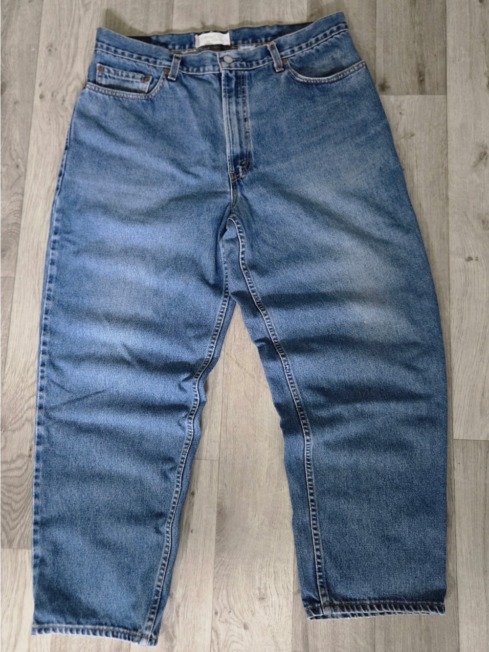 Vintage Levi’s 560 Loose Fit Blue Jeans Men’s 36x29